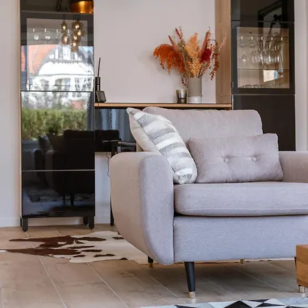 Pins Dores - A Luxurious And Beautifully Decorated With Terrace And Parking Near The Beach 别墅 *