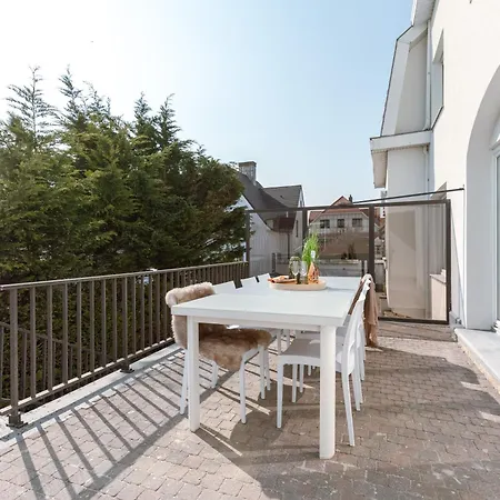 Pins Dores - A Luxurious And Beautifully Decorated With Terrace And Parking Near The Beach 别墅 *